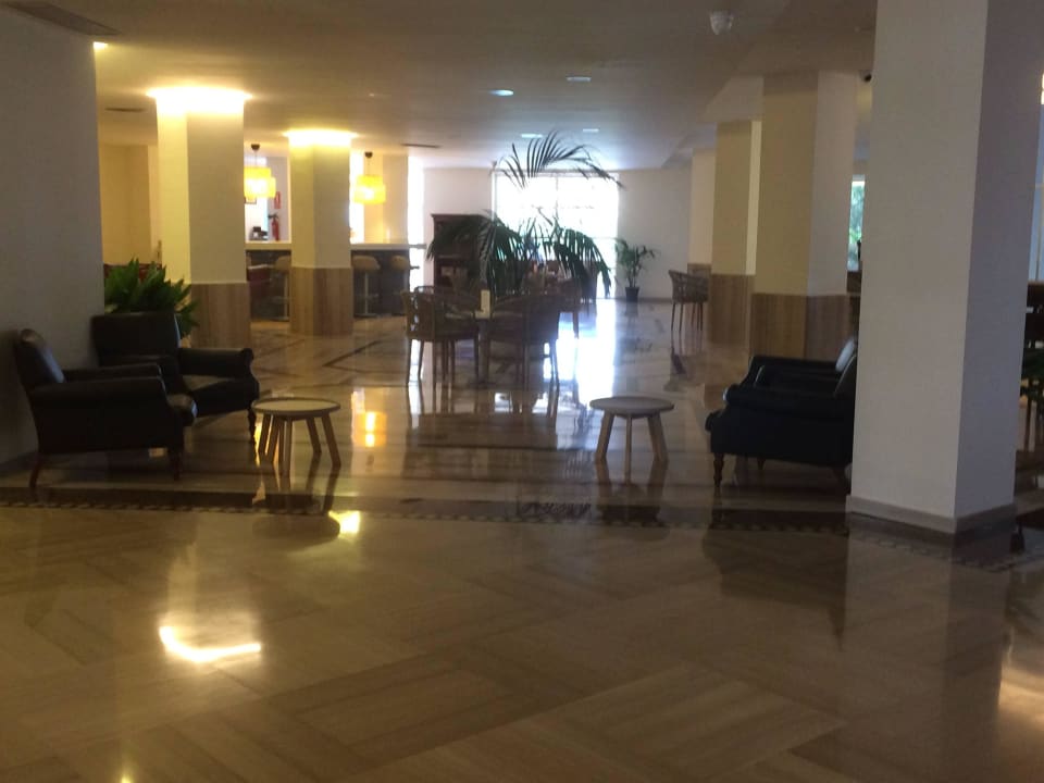 Blickrichtung Poolbar Hotel Vista Odin