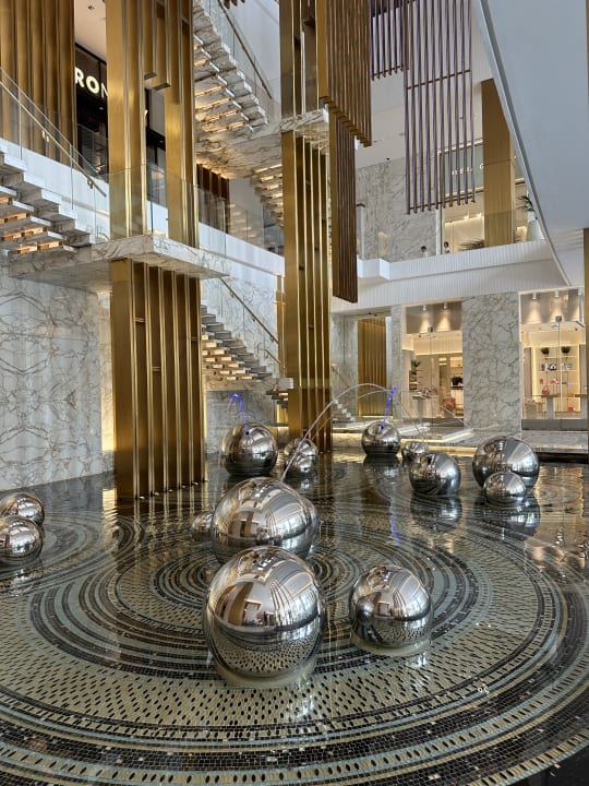 Lobby Atlantis The Royal