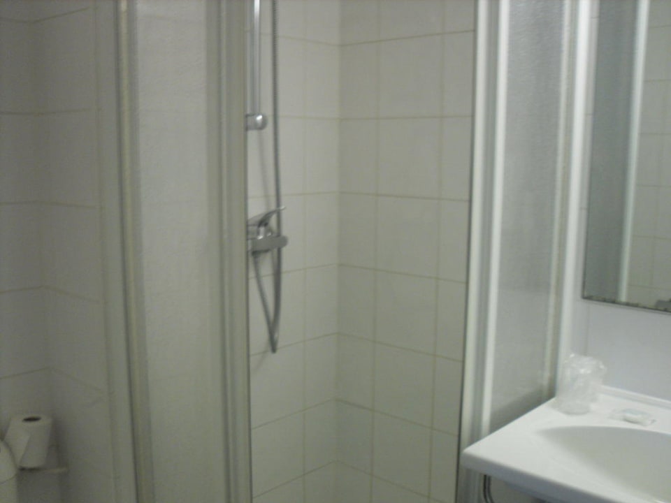 Łazienka Hotel Kyriad Le Bourget Centre - Parc Des Expositions