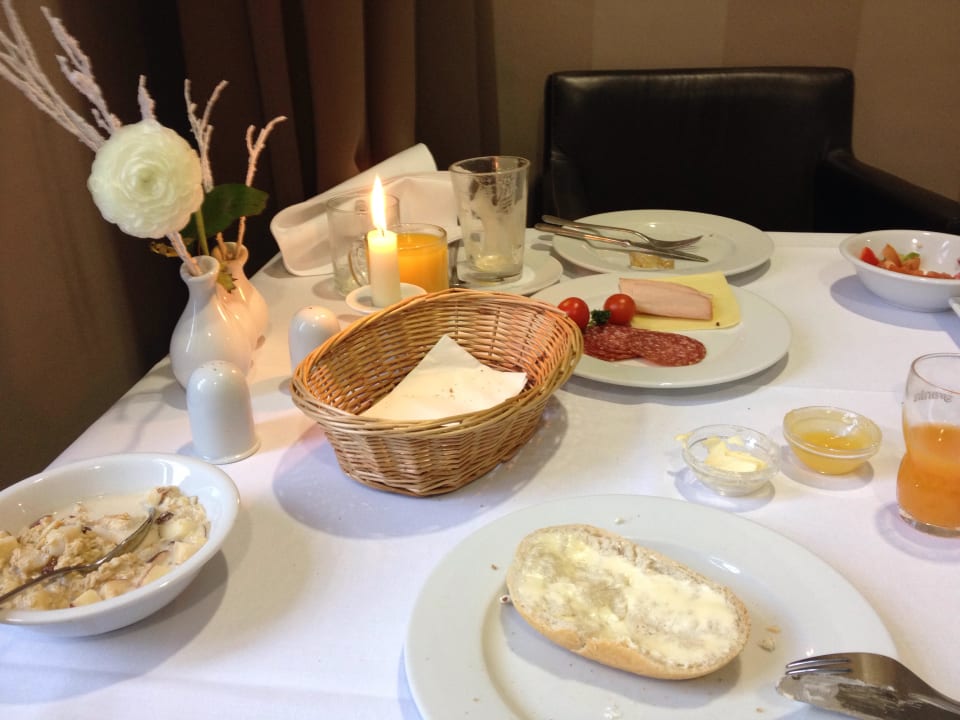 Sehr gutes Frühstück  Schlosshotel Blankenburg