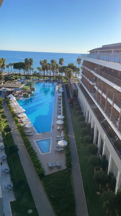 Ausblick Acanthus Cennet Barut Collection