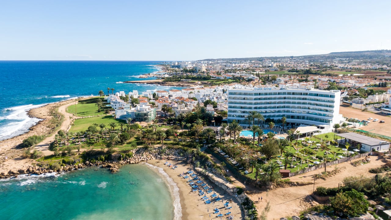 Außenansicht Crystal Springs Beach Hotel