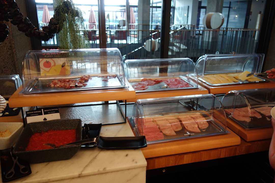 Gastro Salobre Hotel Resort & Serenity