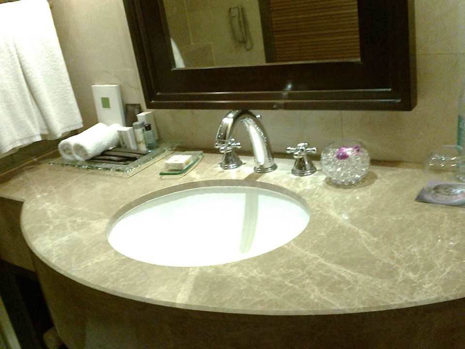 Bathroom Renaissance Tianjin TEDA Hotel & Convention Centre