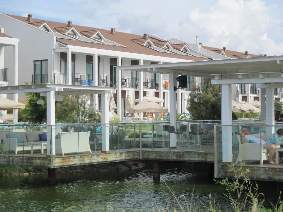 An der Strand Bar Jiva Beach Resort