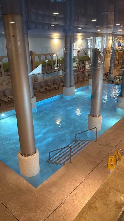 Pool Grupotel Playa de Palma Suites & Spa