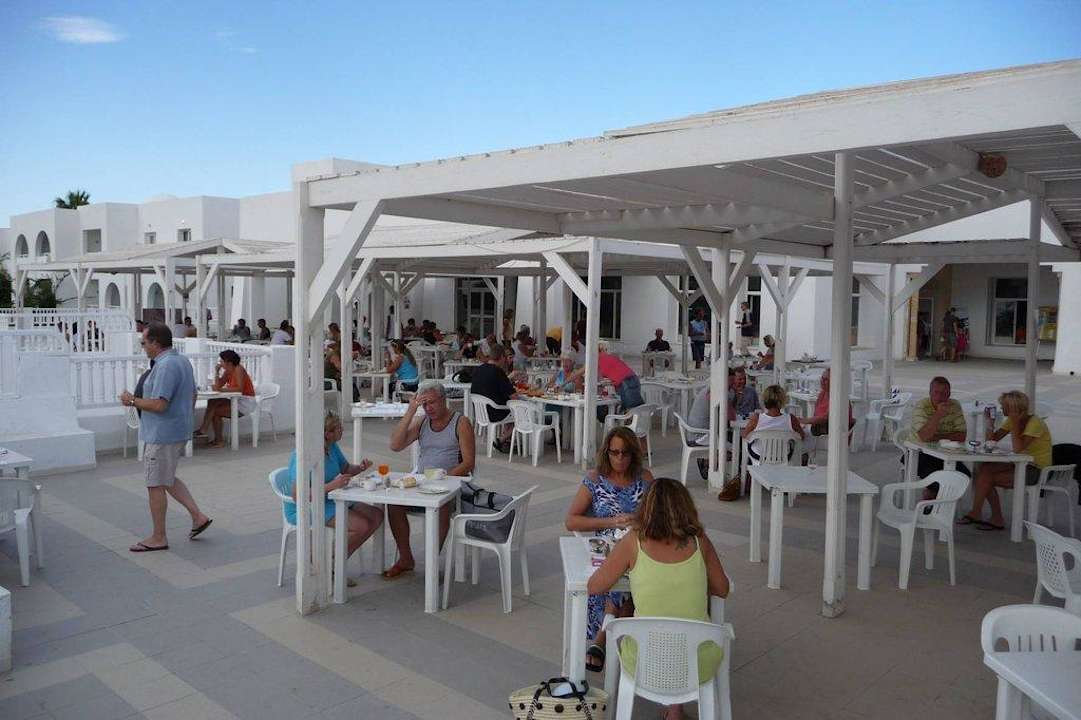 Terrasse beim Restaurant Hotel El Mouradi Djerba Menzel