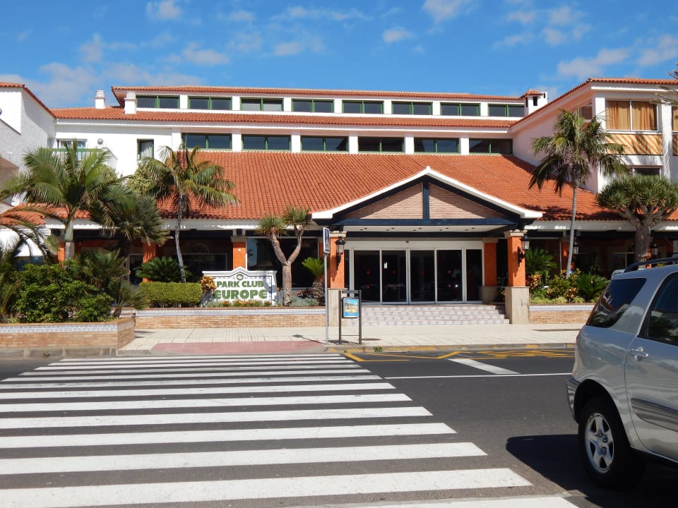 Hoteleingang  Park Club Europe