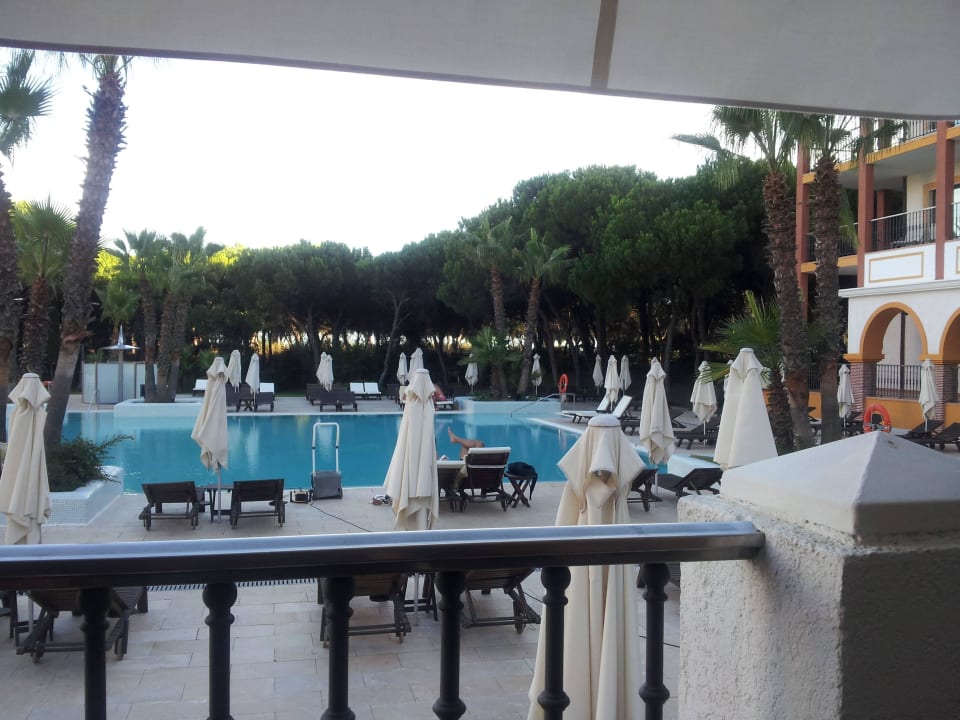 Terrasse des Restaurants mit Blick auf Pool TUI BLUE Isla Cristina Palace