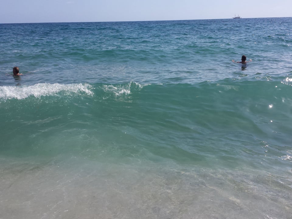 Relativ klares Wasser Riviera Hotel & Spa