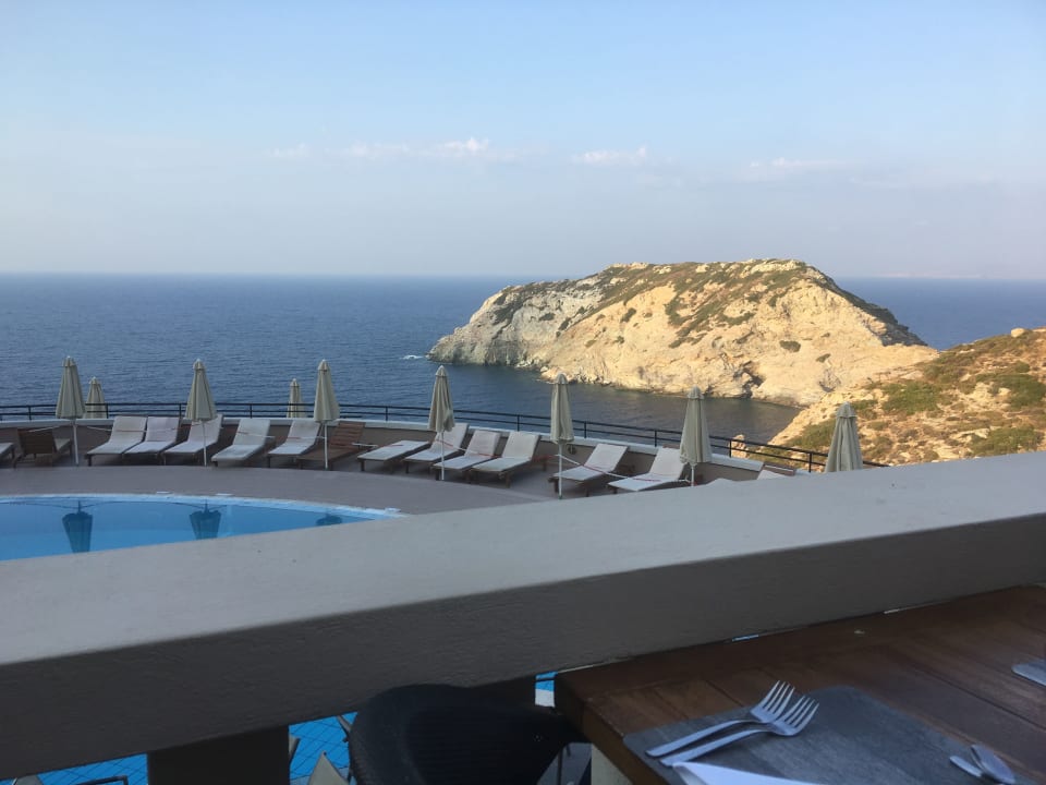 Ausblick Athina Palace Resort & Spa