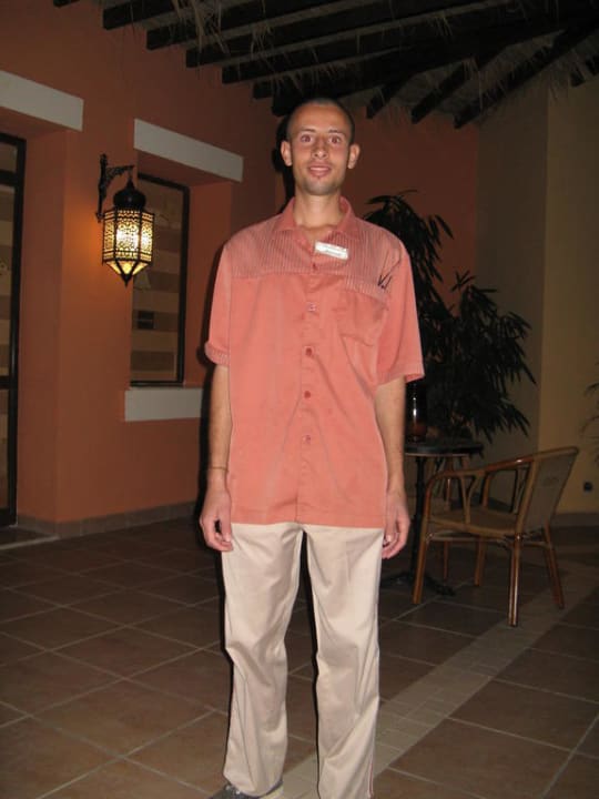 Der nette Toilettenboy Jaz Dar EL Madina