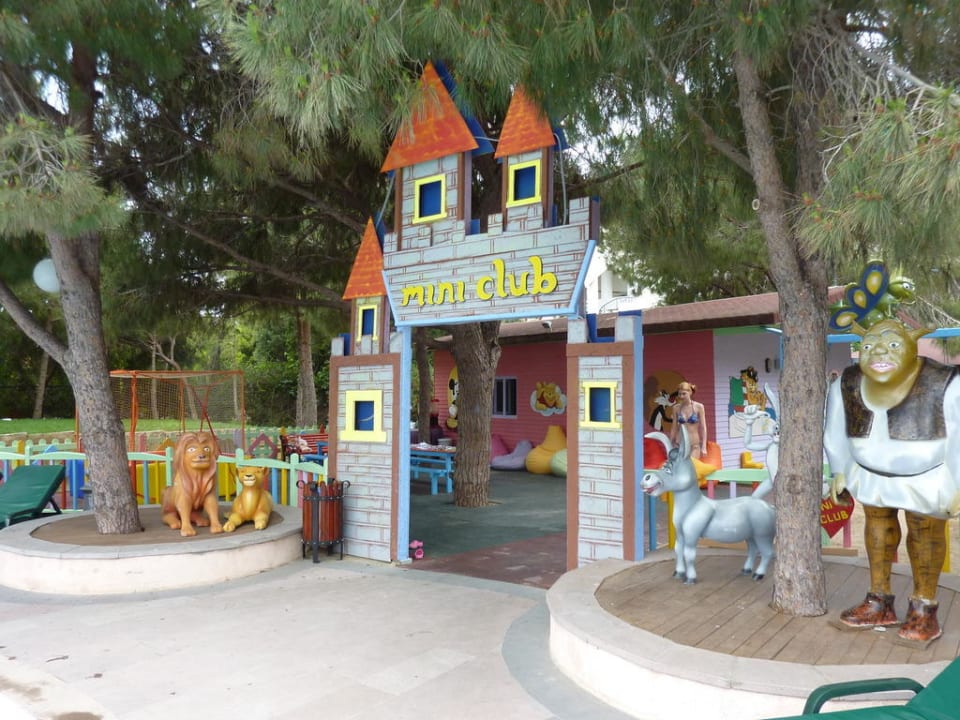 Plac zabaw i mini club Papillon Ayscha