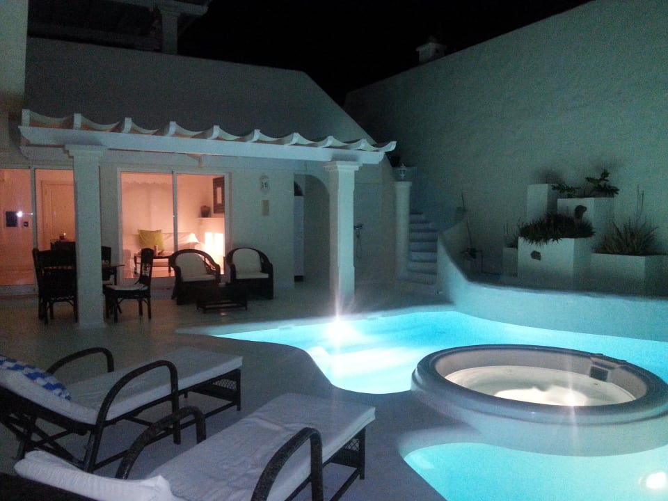 Pool mit Beleuchtung Bahiazul Villas & Club