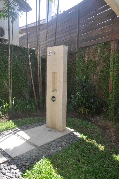 Außendusche im 2. Bad Kayumanis Sanur Private Villa & Spa