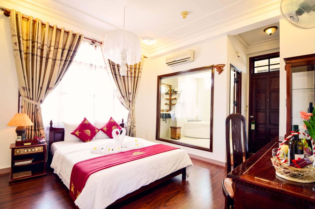 Suite room Hoi An Nhi Nhi Hotel