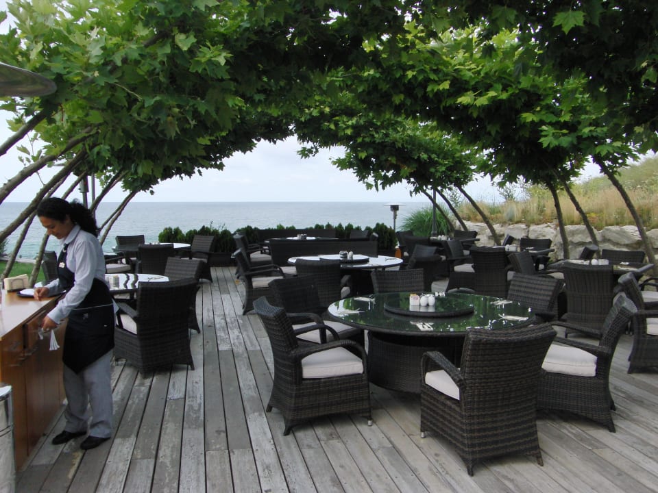 Frühstücksterrasse  Hotel Thracian Cliffs Golf & Beach Resort