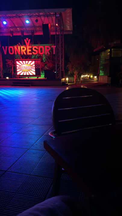 Pool VONRESORT Golden Coast