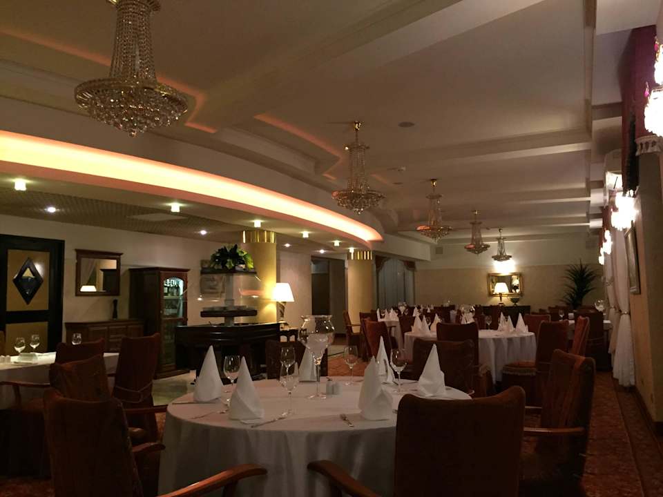 Restauracja główna Hotel SPA Faltom