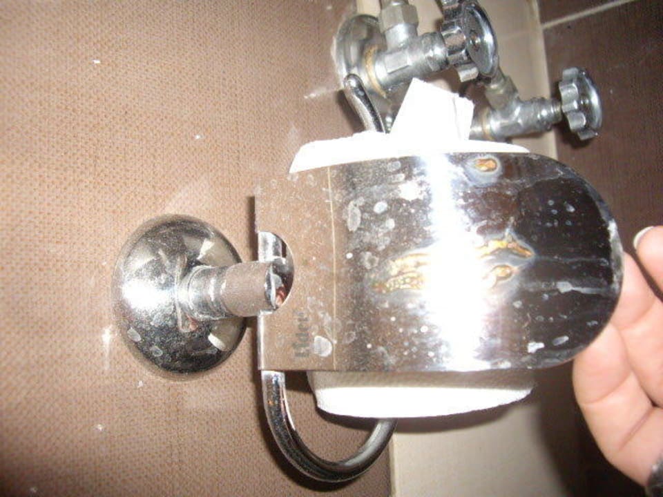 WC im Zimmer nach 8 Tagen Aufenthalt: vorher Hotel Aslan City Kleopatra