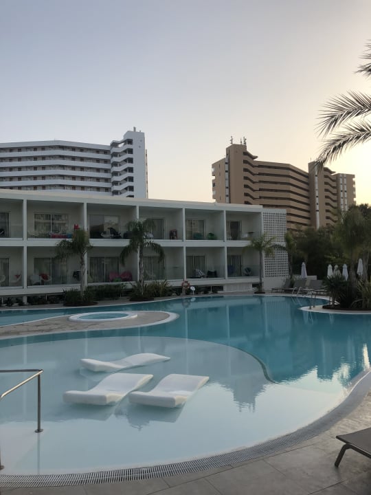 Pool BG Hotel Caballero