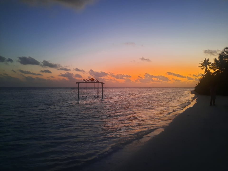 Strand Kuredhivaru Resort and Spa, Maldives