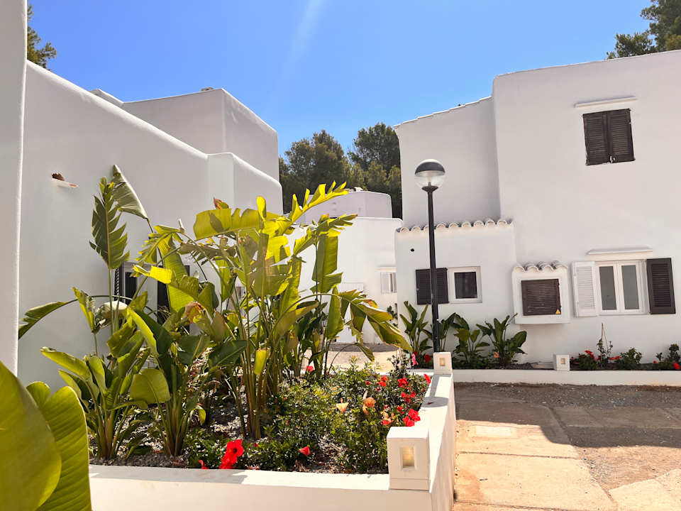 Gartenanlage FERGUS Style Punta Arabi