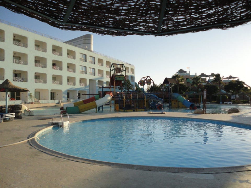 Basen Titanic Resort & Aqua Park