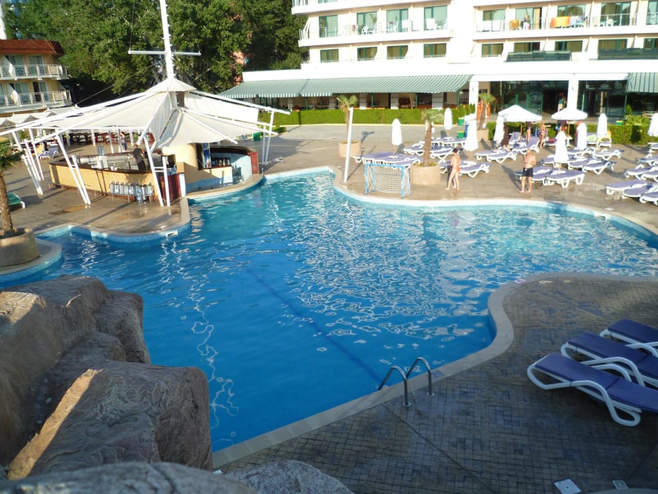 Pool mit Poolbar DIT Evrika Beach Club Hotel Sonnenstrand HolidayCheck Bulgarien Süden