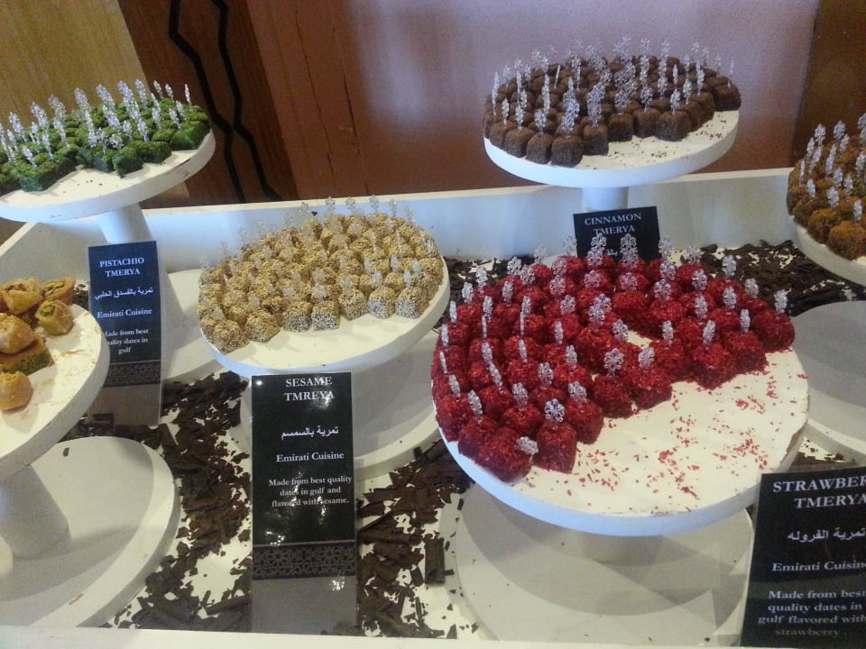 Desserrt The Cove Rotana Resort