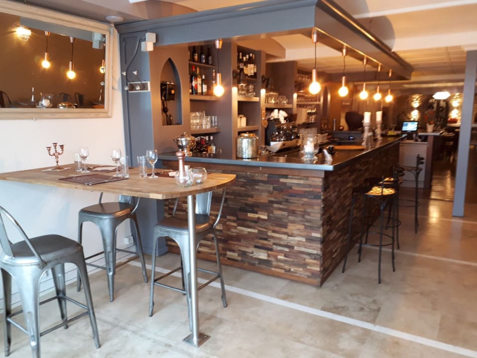 Gastro L HÔTEL by Hostellerie du Château
