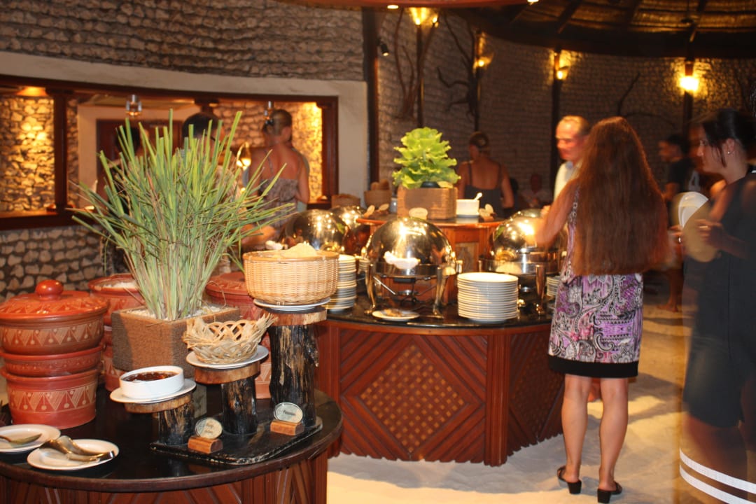 Sangu-Restaurant Kuredu Island Resort & Spa