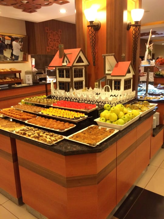 Kuchenbuffet Solivia Hotel