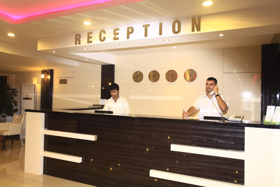 Eingang Hotel Seker Resort