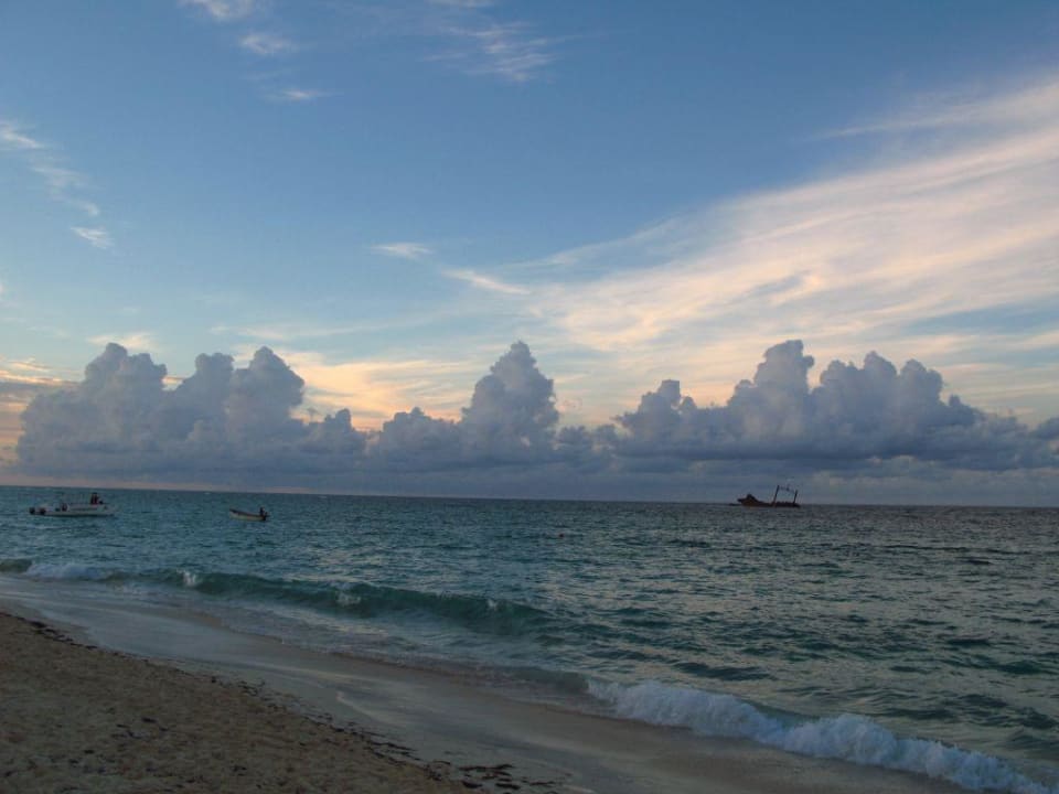Meer bei Sonnenuntergang Hotel Riu Bambu