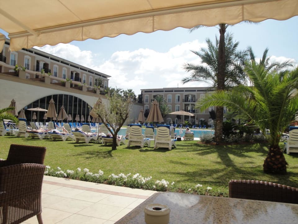 Blick von Frühstücksterrasse Grupotel Playa de Palma Suites & Spa