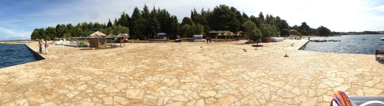 Panormabild Hotelstrand Valamar Parentino Hotel