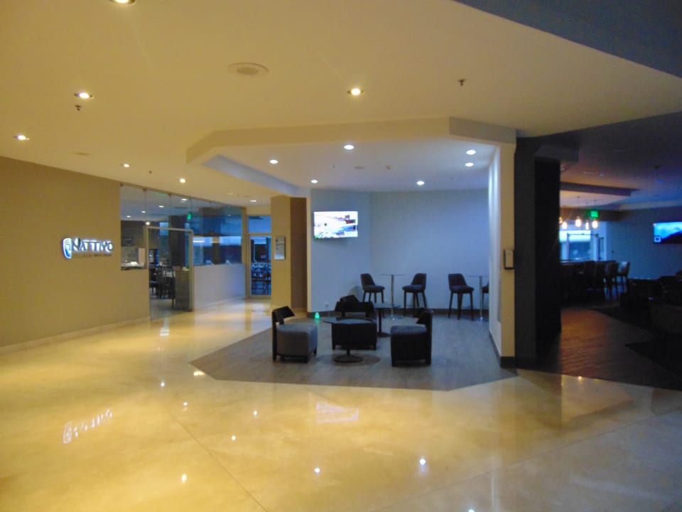 Lobby Hotel Crowne Plaza San Jose Corobici