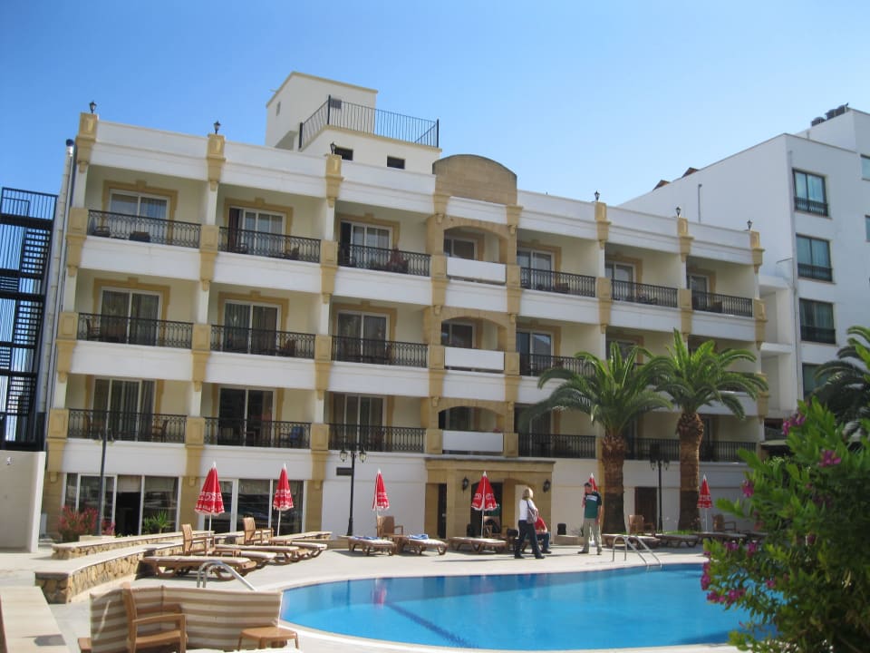 Alle Zimmer haben Balkon Hotel Pia Bella