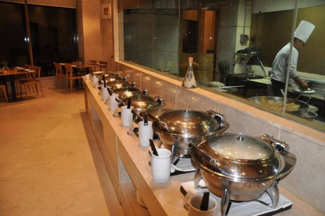 Offene Küche - tolles Dinnerbuffet Radisson Blu Hotel New Delhi Dwarka