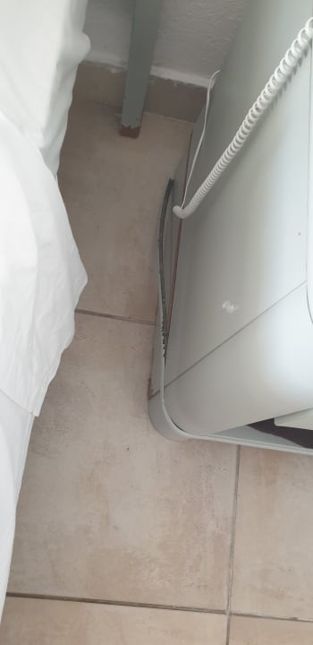 Zimmer Sandy Beach Resort