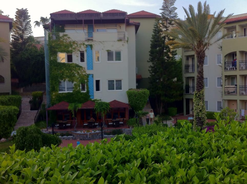 Außenansicht Hotel Gardenia Beach