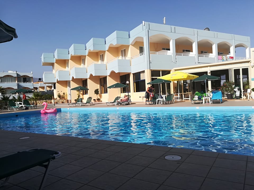 Pool Hotel Kathrin Beach
