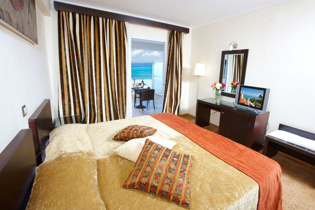 Стандартный номер Hanioti Grandotel Hotel