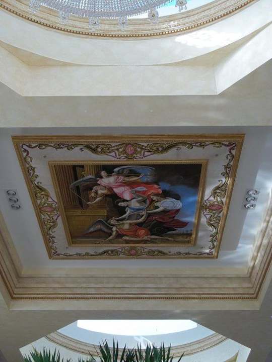 Obrazy na suficie Hotel Titanic Palace