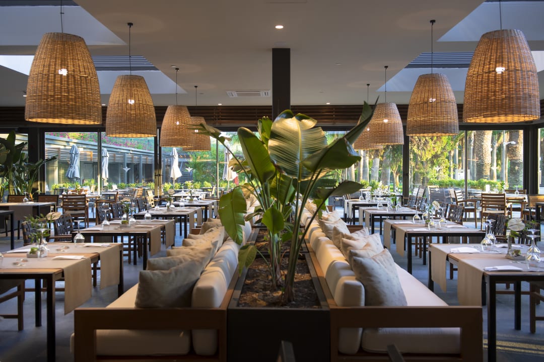Gastro Hotel Miramare Beach