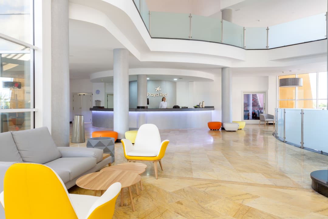 Lobby Chatur Playa Real Resort
