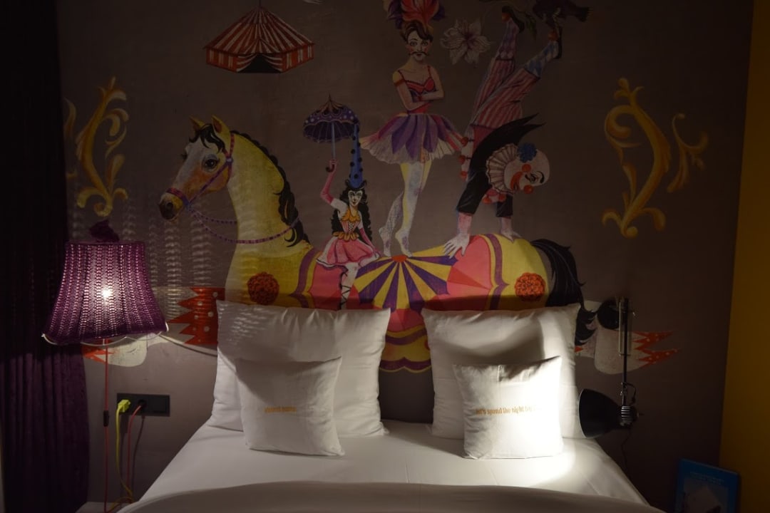 Zimmer 25hours Hotel Wien beim MuseumsQuartier