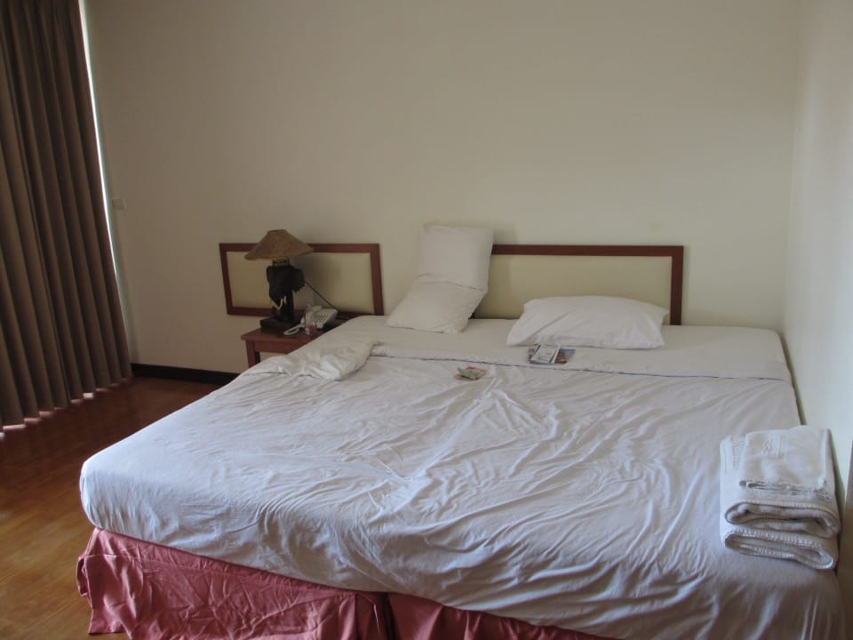 Bett Hotel Chang Buri Resort & Spa