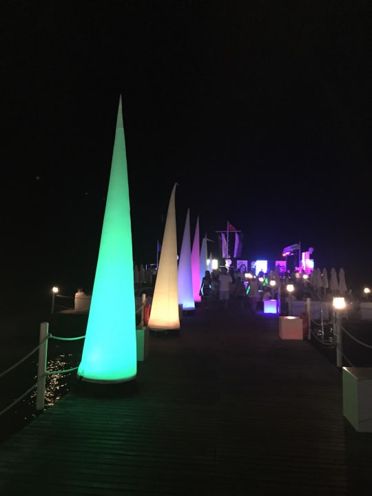 Neonparty Spice Hotel & Spa